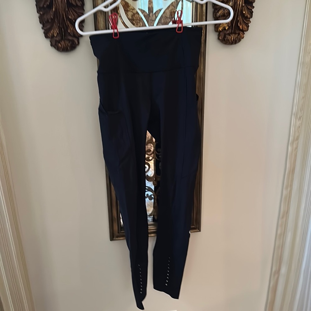 Lululemon black xs leggings